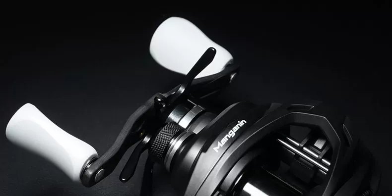 Venom Baitcasting Reel detail view 2